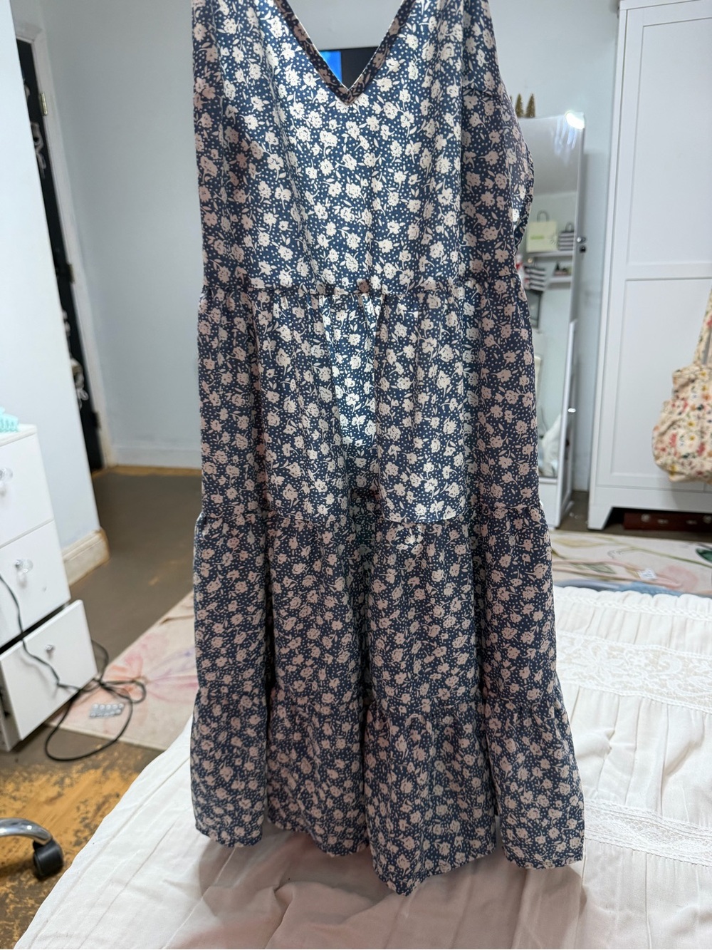 SHEIN Navy Blue and White Floral Tiered Midi Dress